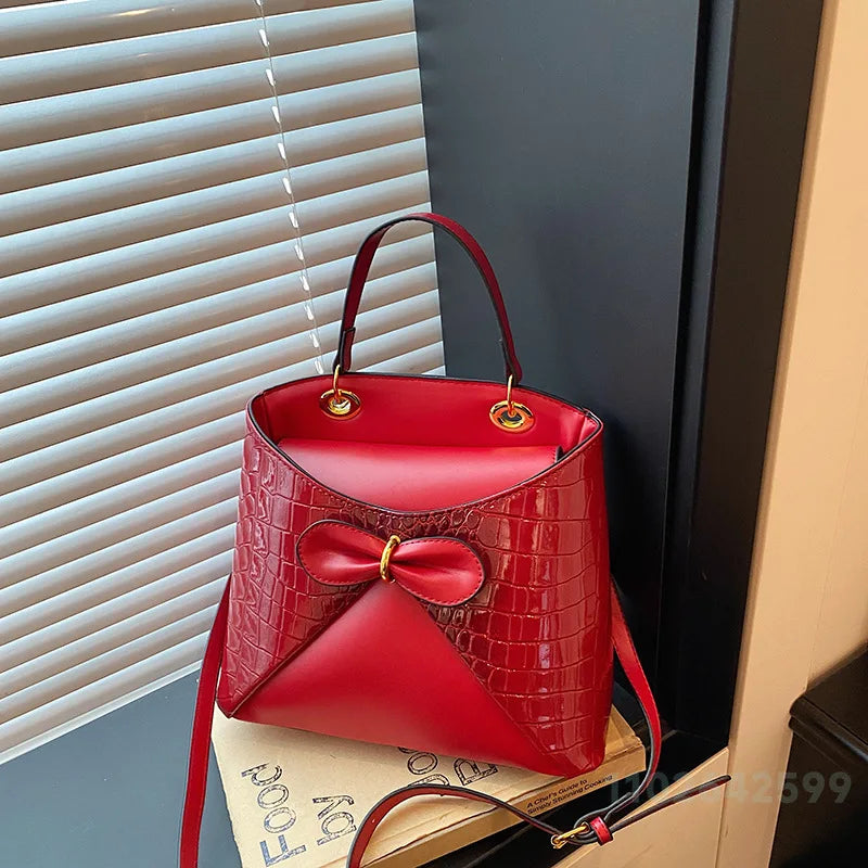 Elegancka damska torebka z kokardą – shopper na ramię i crossbody z ekoskóry