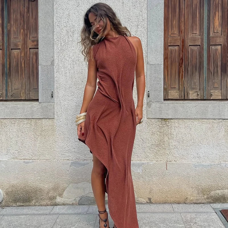 Elegancka Sukienka Maxi Aurora z Marszczeniem i Halter Neck