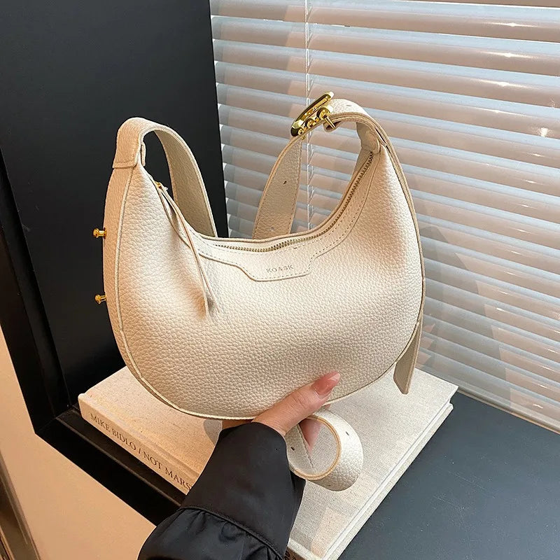 Damska Torebka Półksiężyc – Elegancka Torebka na Ramię i Crossbody z Ekoskóry