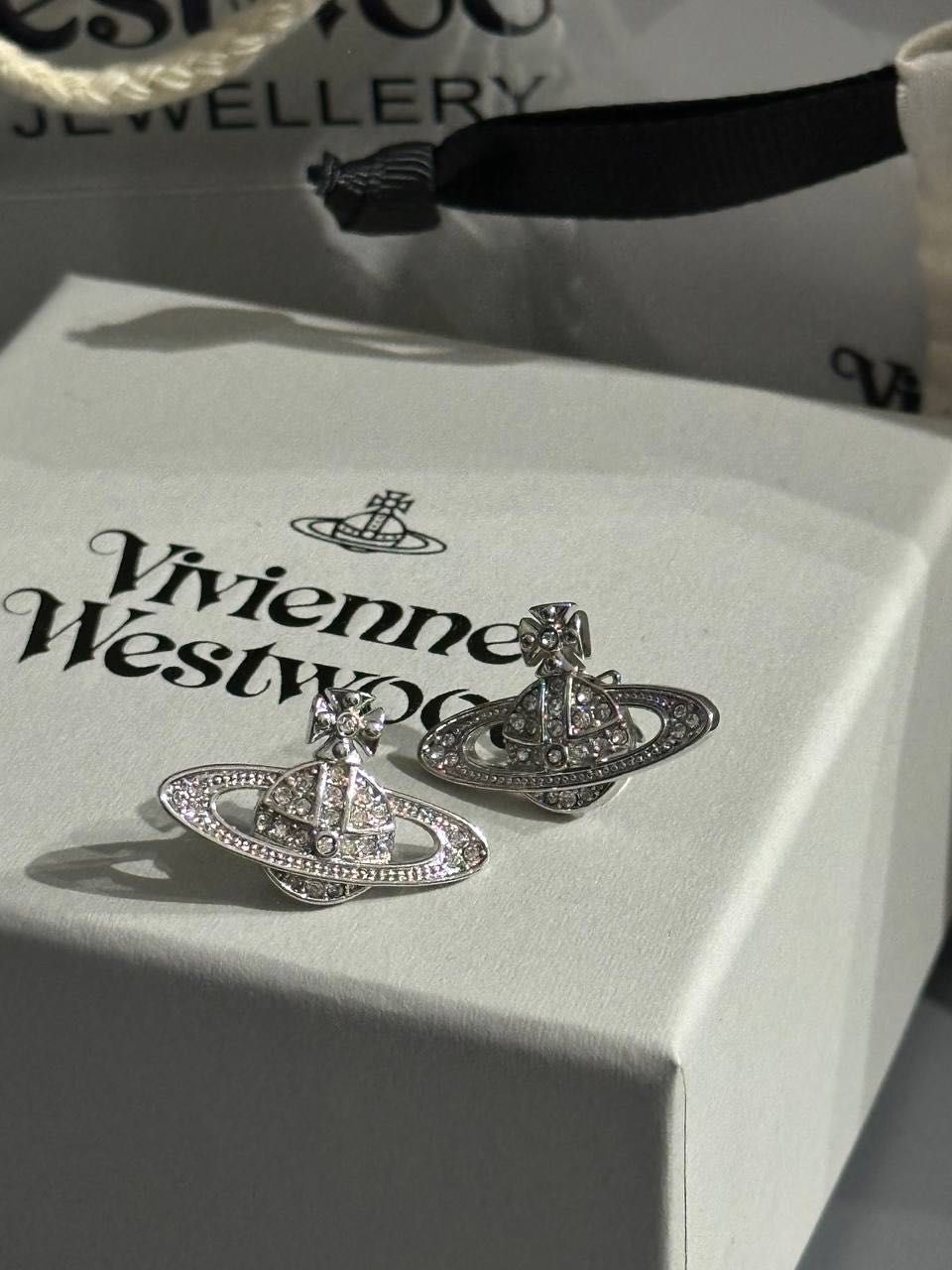 Vivienne Westwood nowe kolczyki