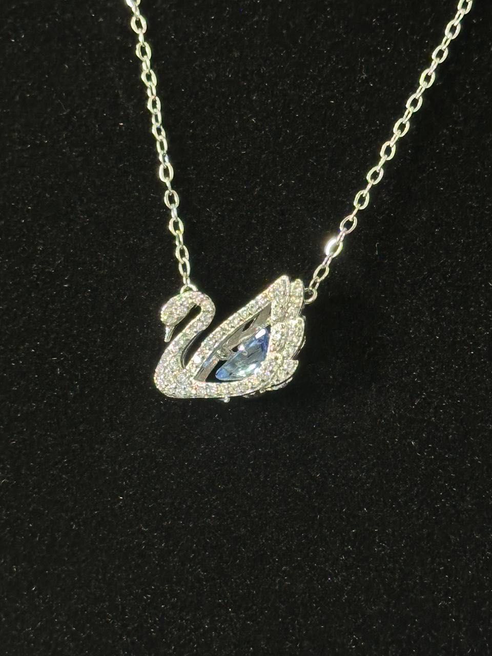 Swarovski naszyjnik wisiorek nowy