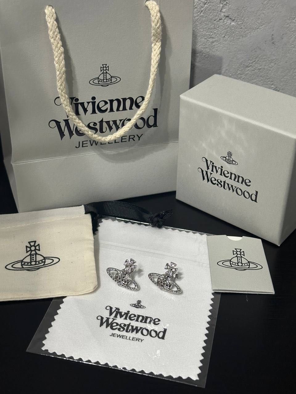 Vivienne Westwood kolczyki nowe
